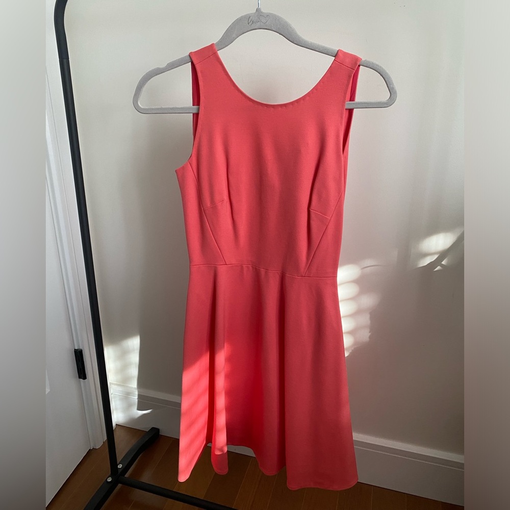 KATE SPADE BOW DRESS. Size 0. Worn Once. Excellent Condition.